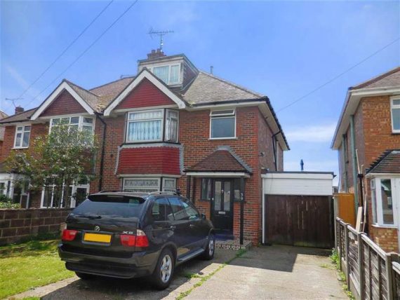 5 Bedroom Semi-Detac...